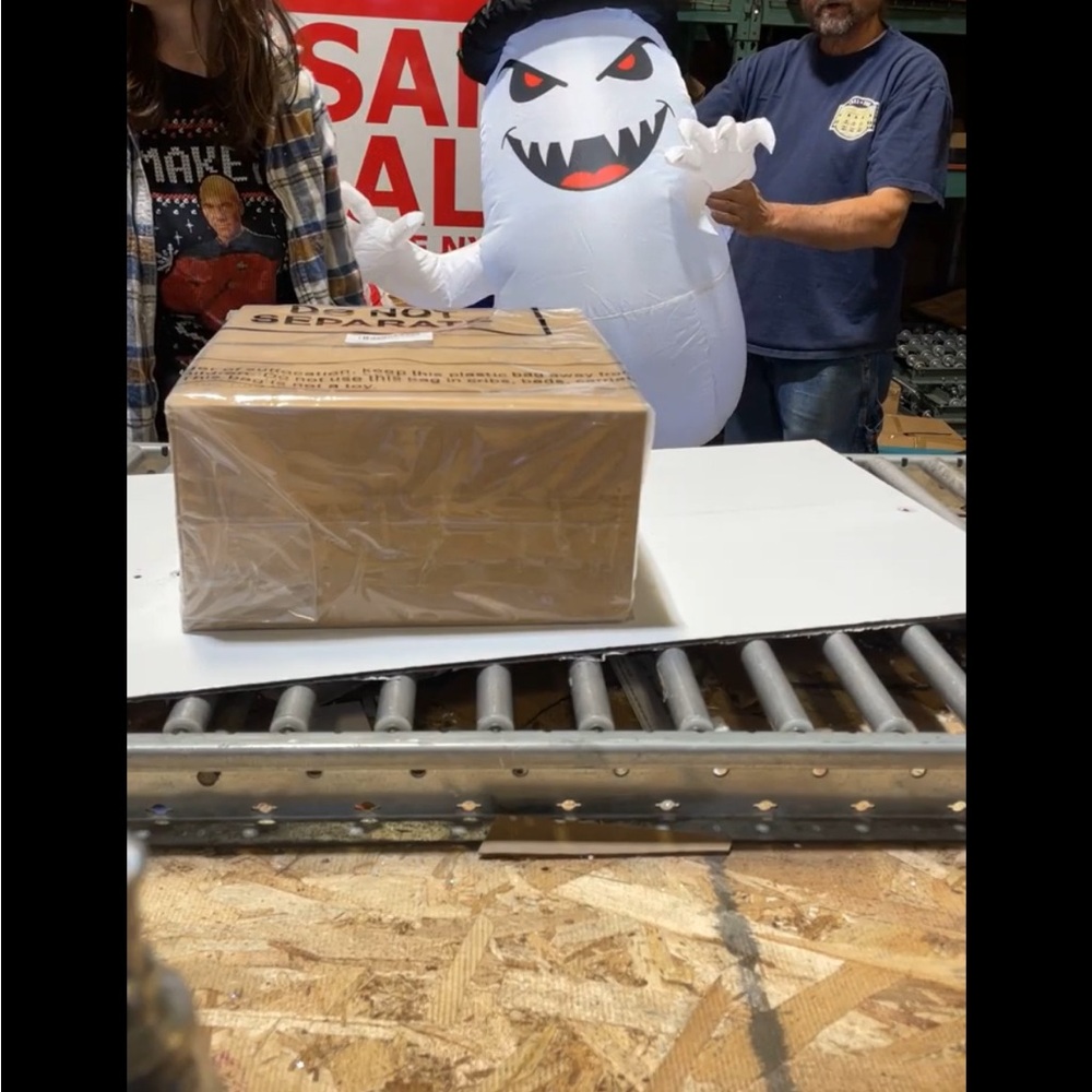 Inflatable Ghost Halloween Decoration

Open box
